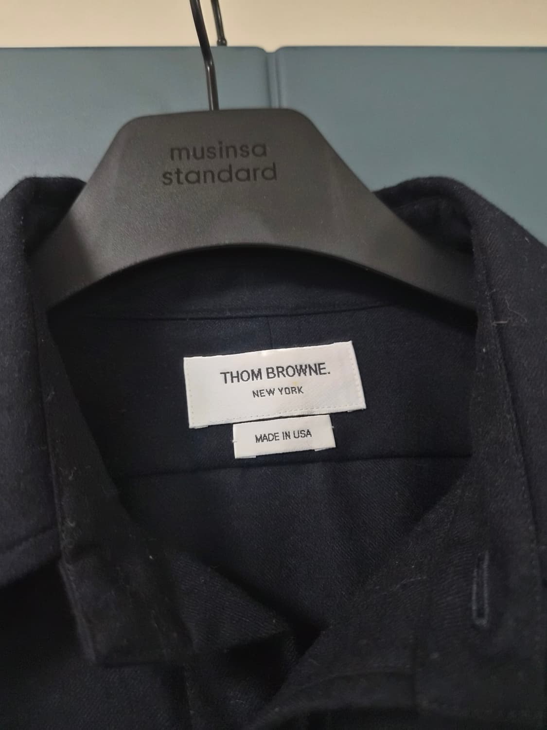 톰브라운 울 플란넬 셔츠 블랙 2사이즈 상품이미지2