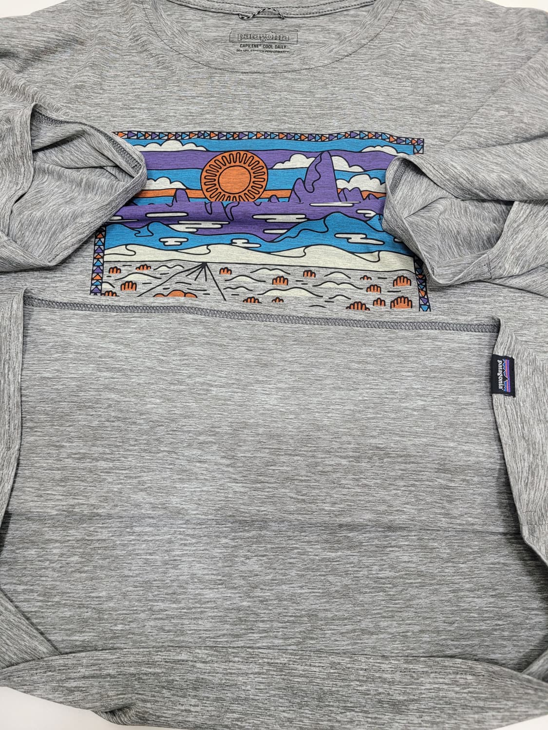 파타고니아 20SS 캐필린 쿨 테일러 그래픽 티셔츠 / 남 M 그레이
 상품이미지5