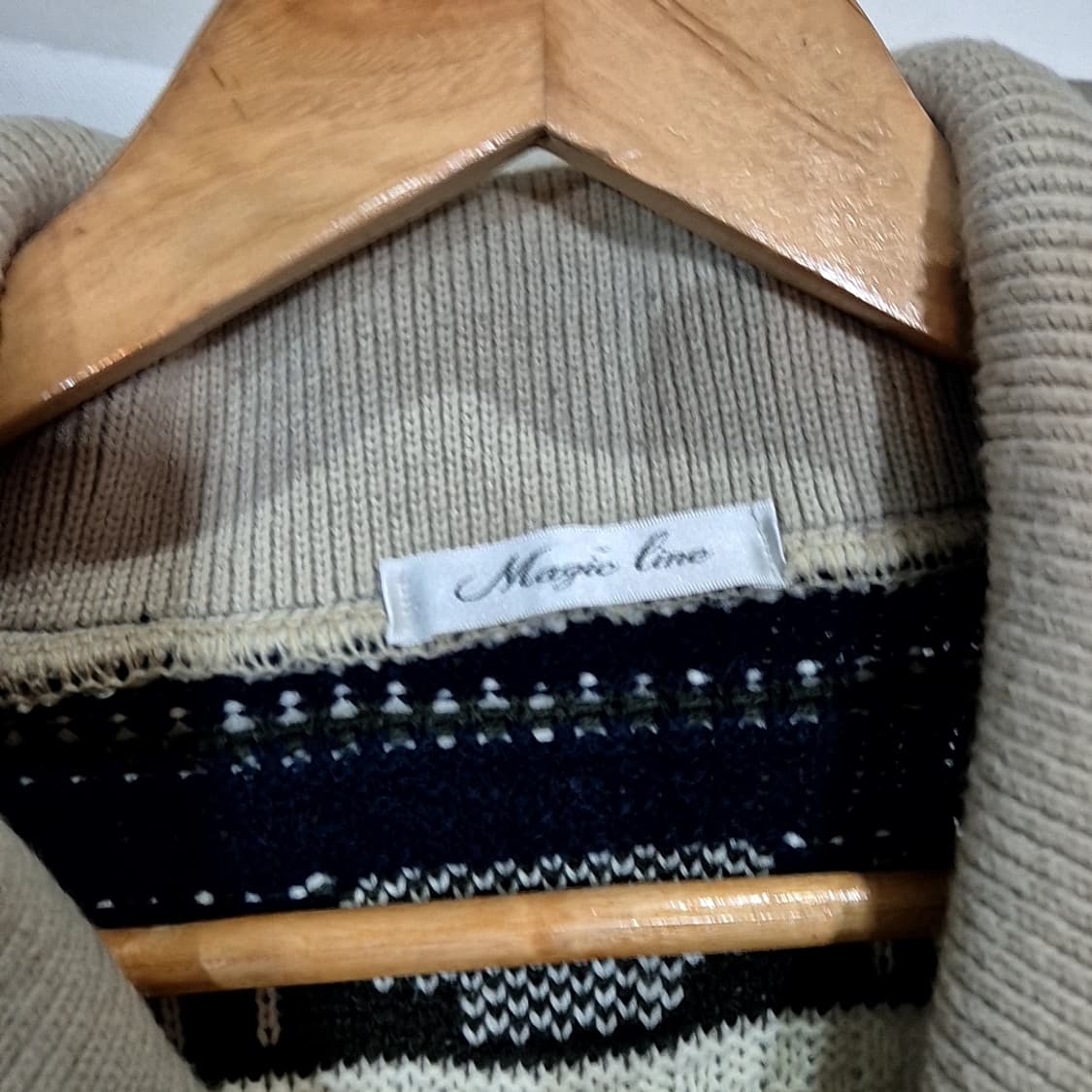MagicLine 케이블 숄 니트 상품이미지3