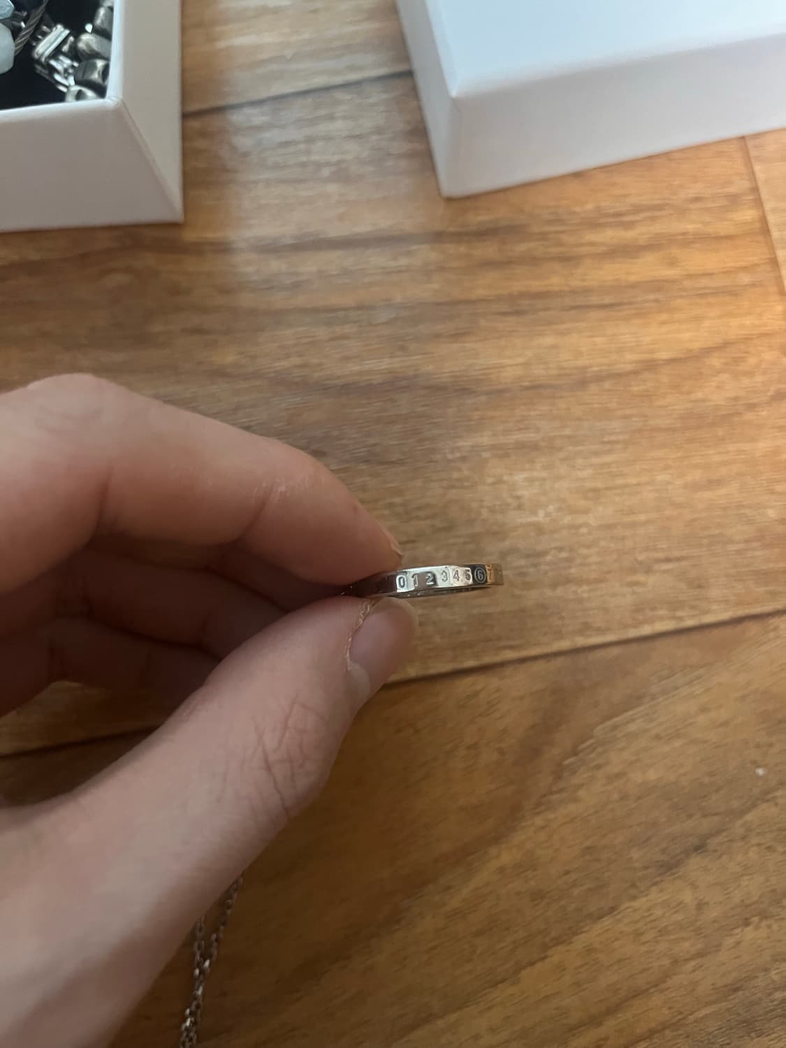 마르지엘라 넘버링 반지 상품이미지1