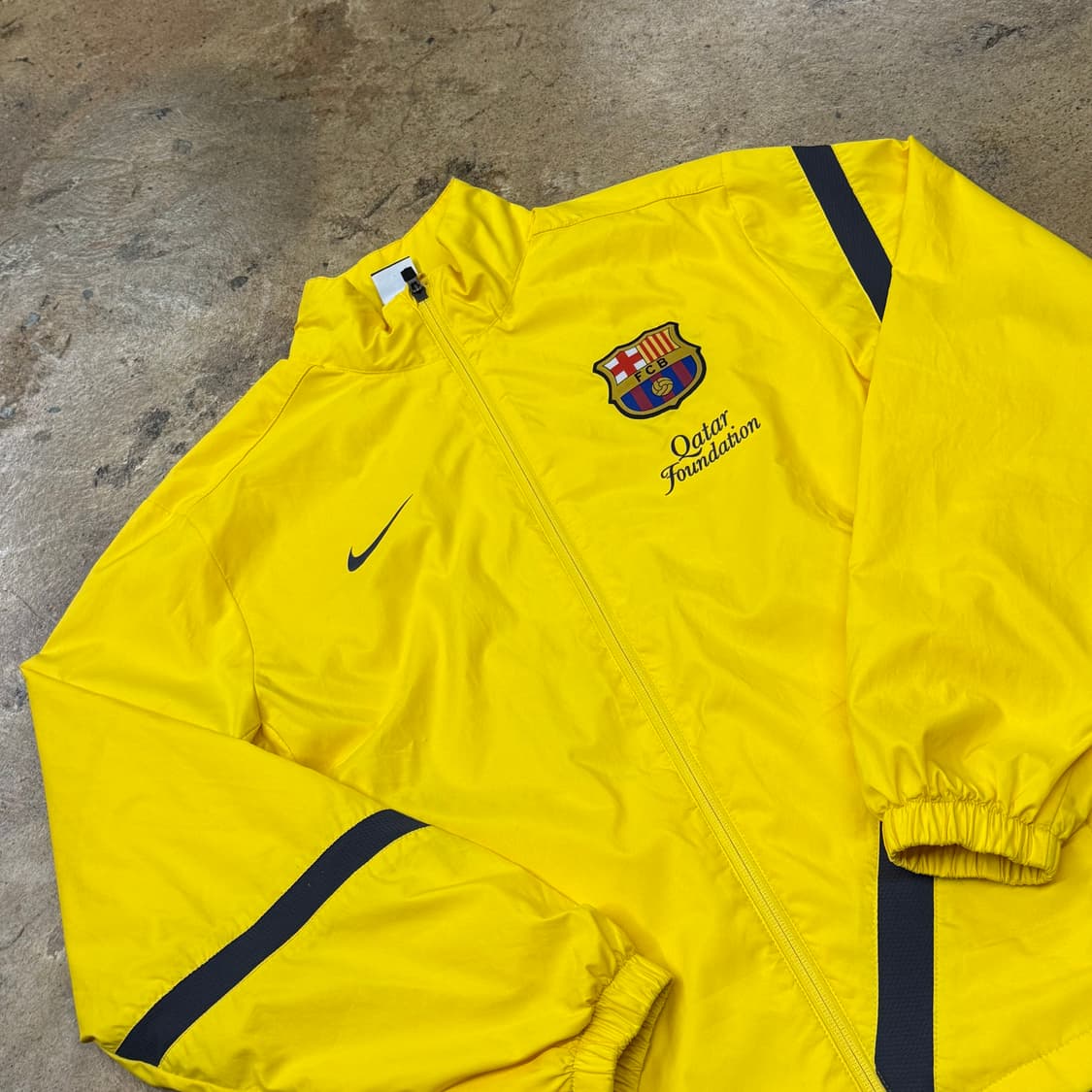 [정품/L] 나이키 FC 바르셀로나 옐로우 바람막이 져지 b19 상품이미지1