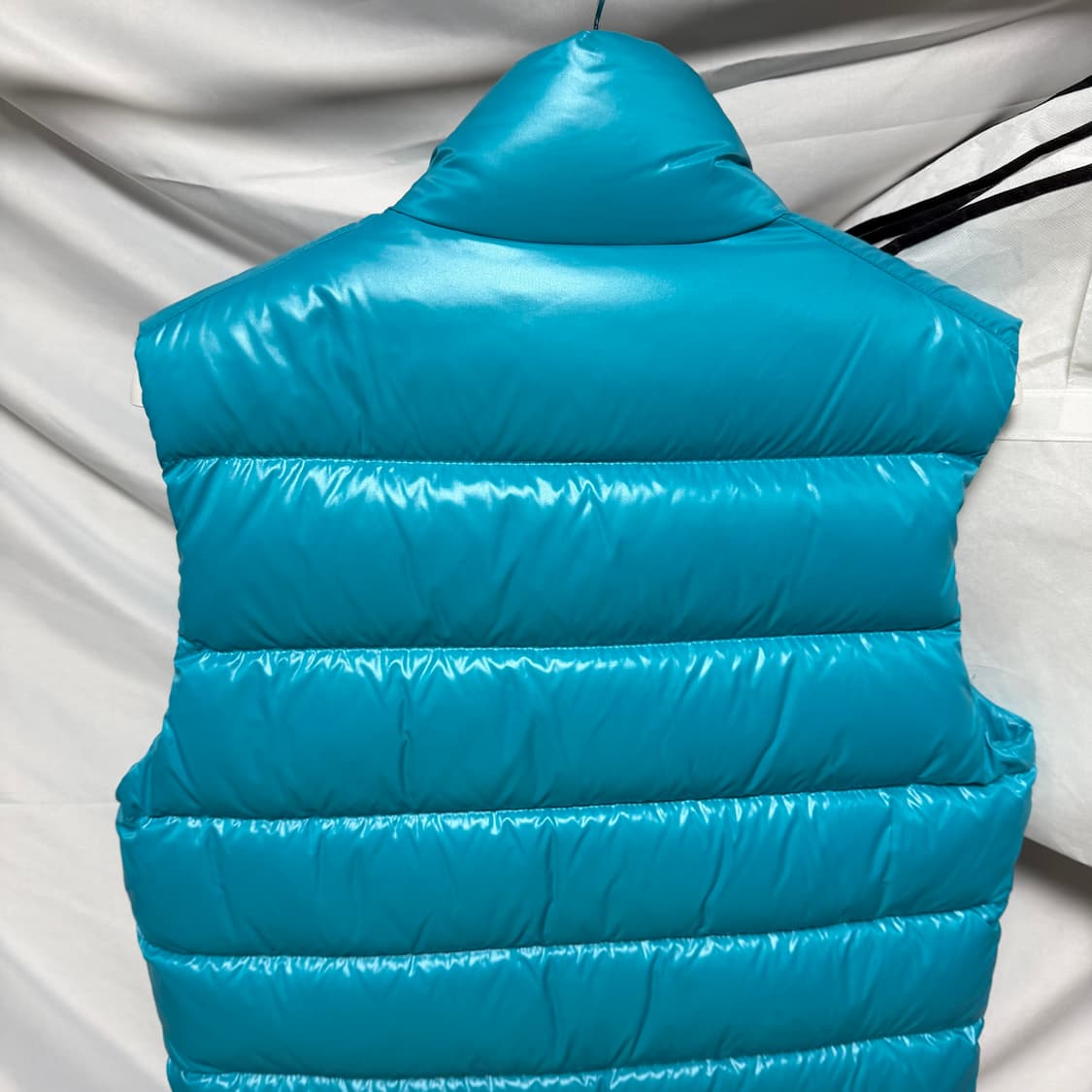 [1/정품] 몽클레어 tibb 티브 조끼패딩 민트 상품이미지5