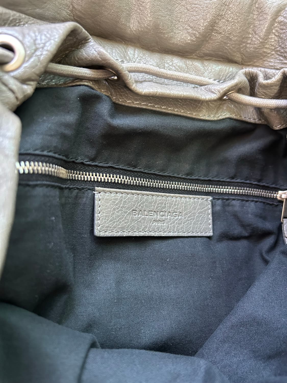 Balenciaga city backpack grey 상품이미지5