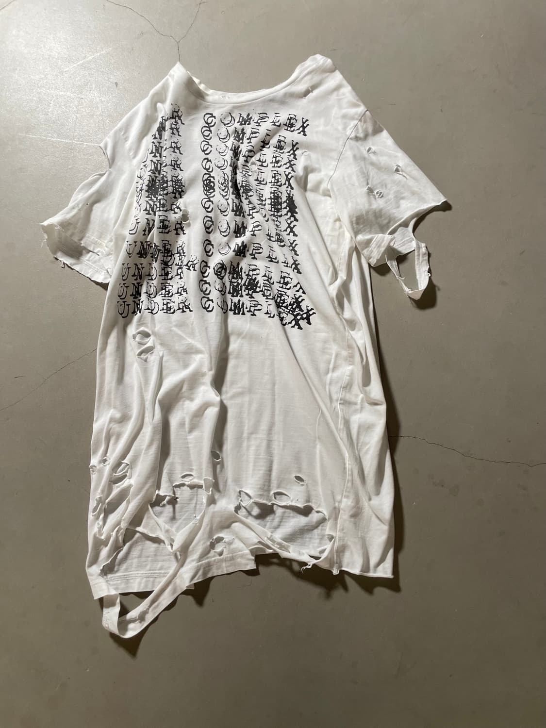 Pleln Graphic T-Shirt 상품이미지2