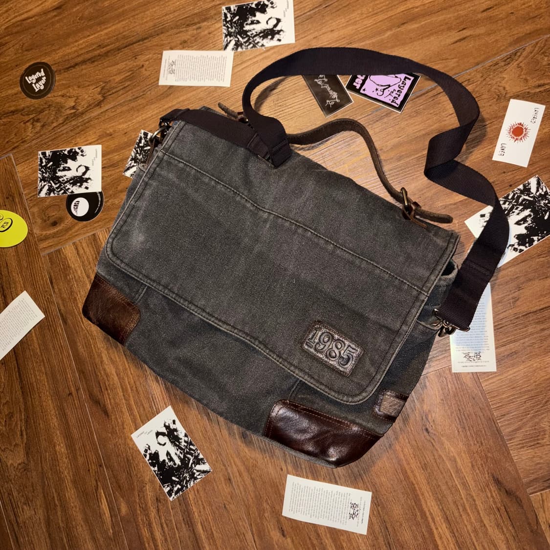 Tomy hilfiger denim messenger bag 상품이미지2