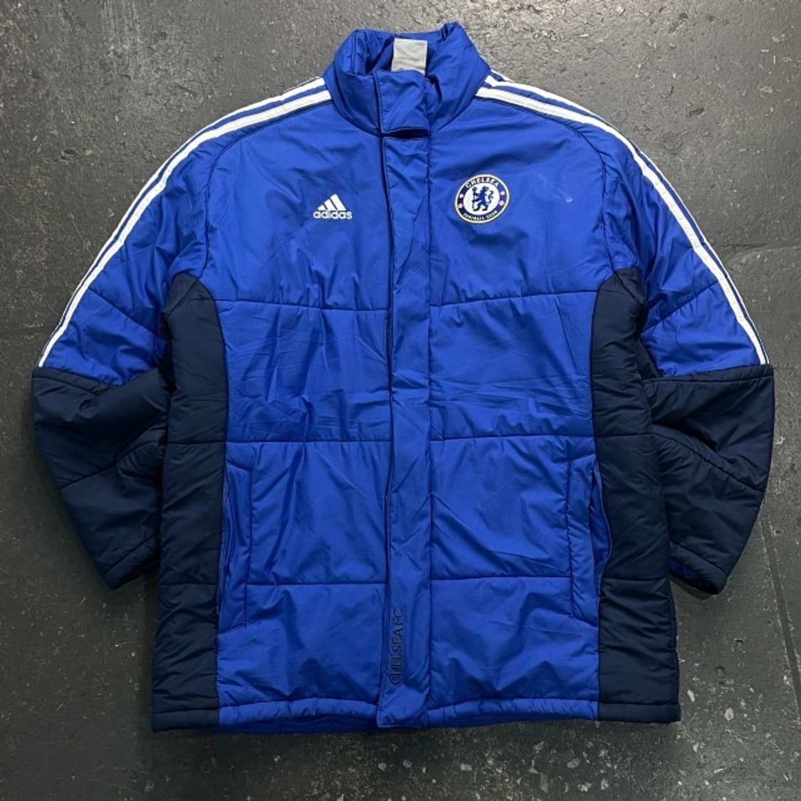 100 아디다스 첼시 경량패딩 상품이미지1