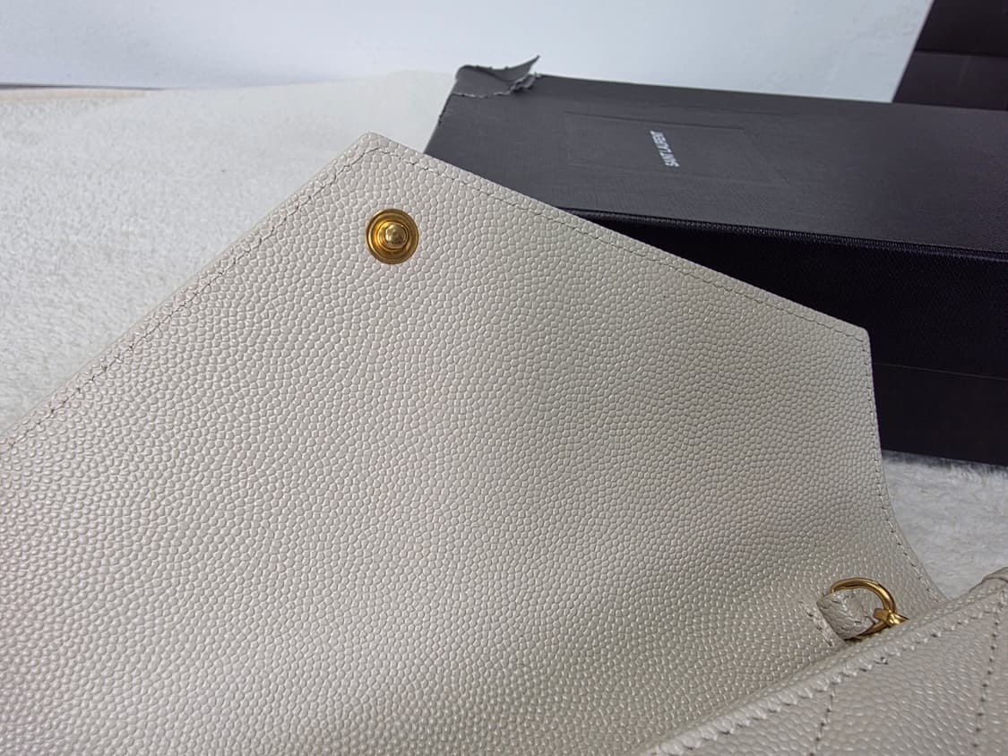 생로랑 WOC 크로스백  상품이미지7