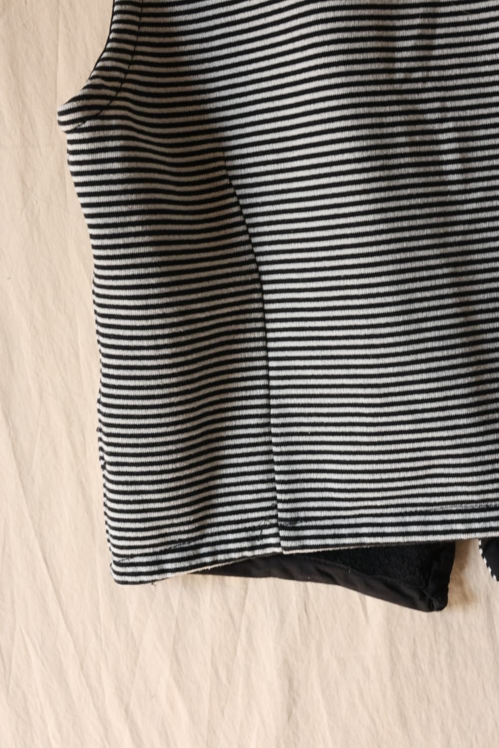 엔지니어드가먼츠 히코리 스트라이프 베스트 XS

 상품이미지6