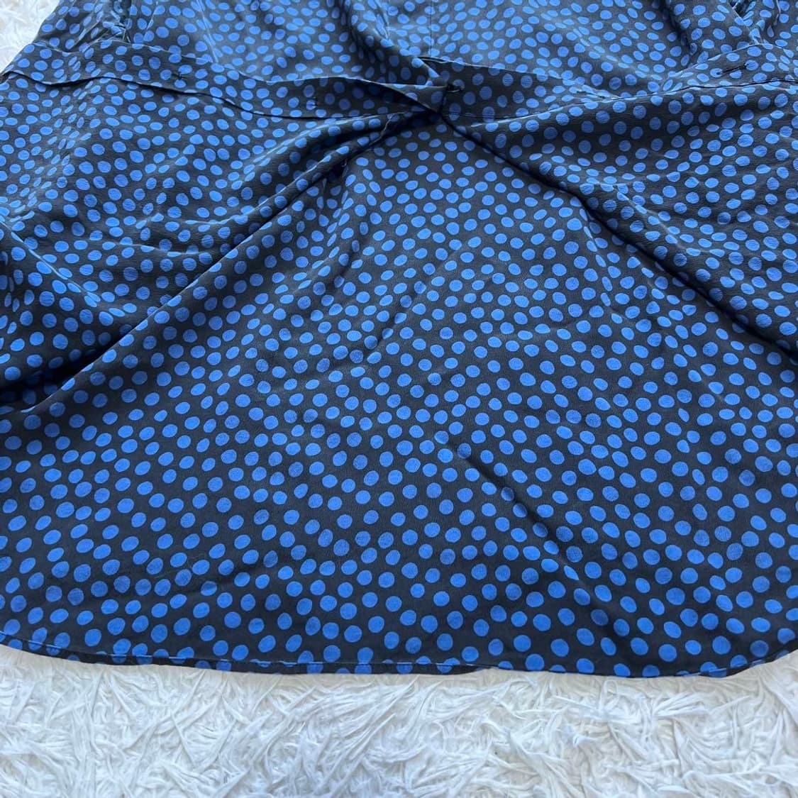 [BTS 지민님 착용] 생로랑 22ss 크러페 블루 폴카닷 셔츠 상품이미지6