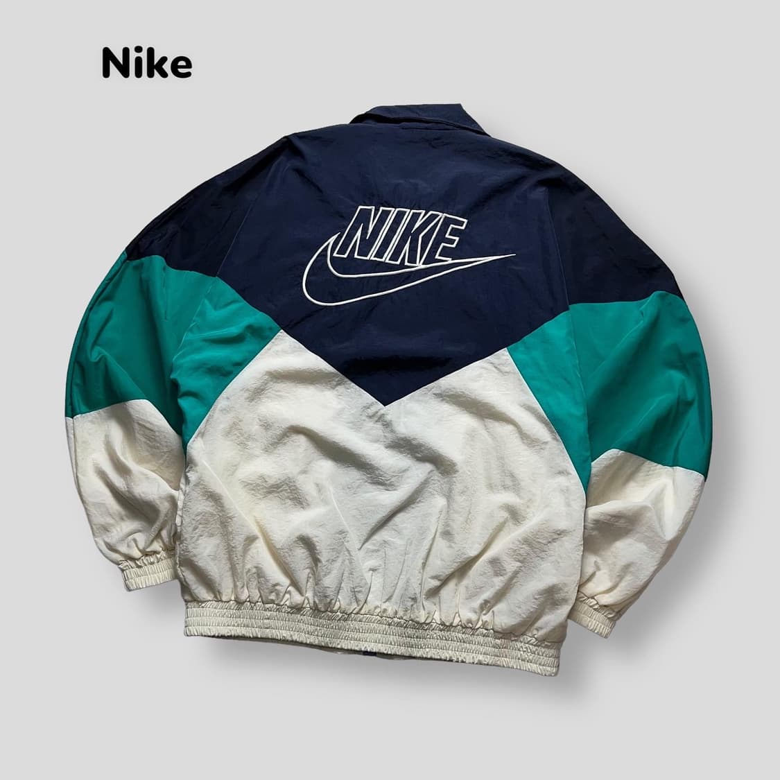  나이키 빅스우시 멀티 퓨추라로고 배색 바람막이  상품이미지1