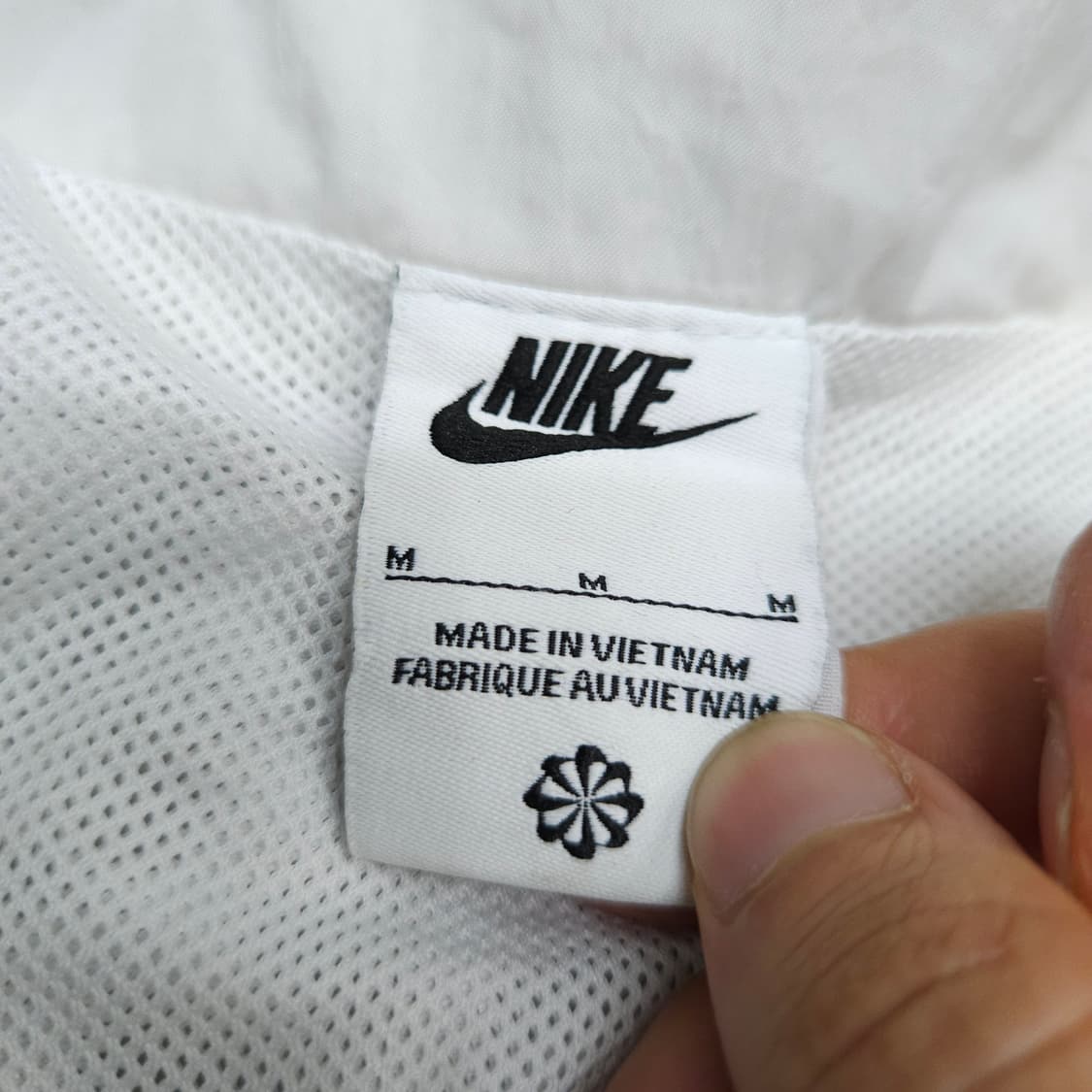 나이키 에센셜 윈드러너 m 상품이미지6