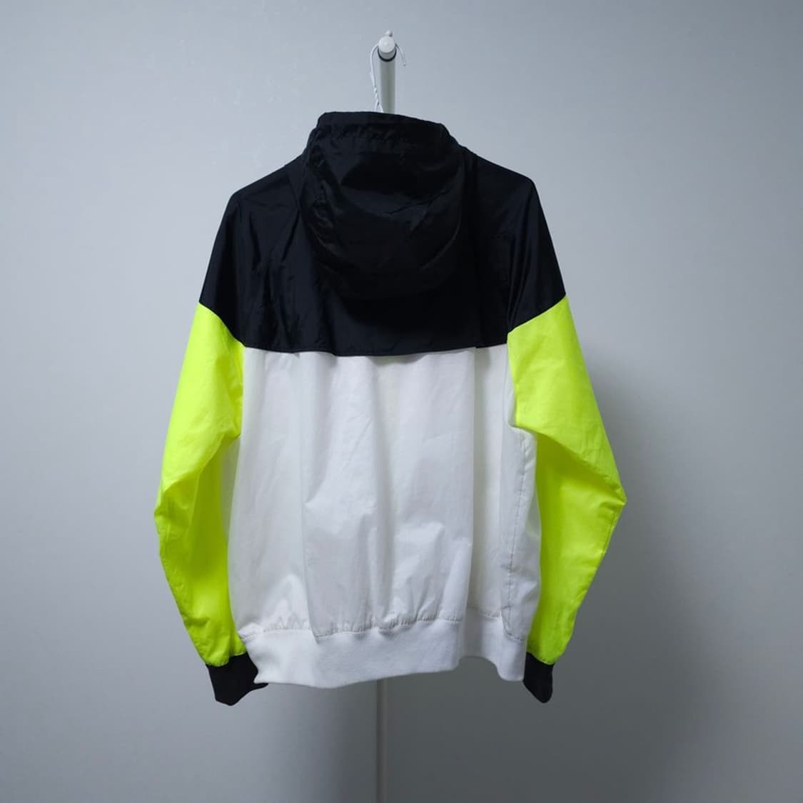나이키 형광 윈드러너 바람막이 L 상품이미지2