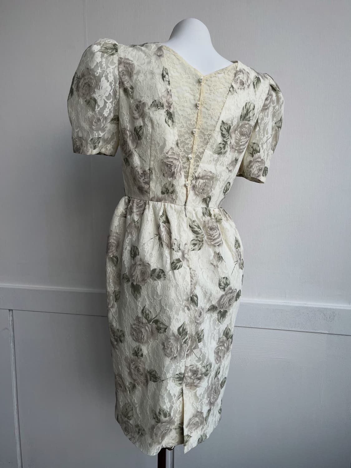 아이보리 로즈 퍼프 원피스 상품이미지7