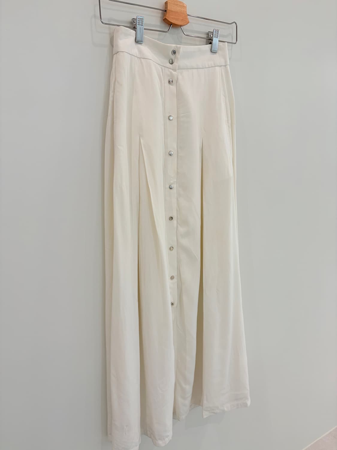 이로 화이트 스커트 상품이미지4