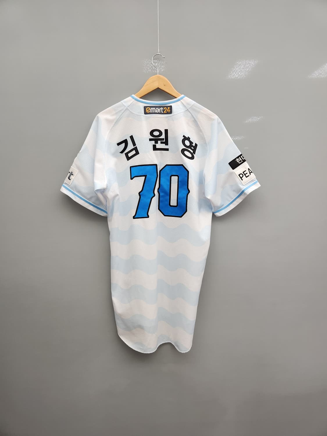 SSG 랜더스 아기상어 에디션 유니폼 상품이미지4