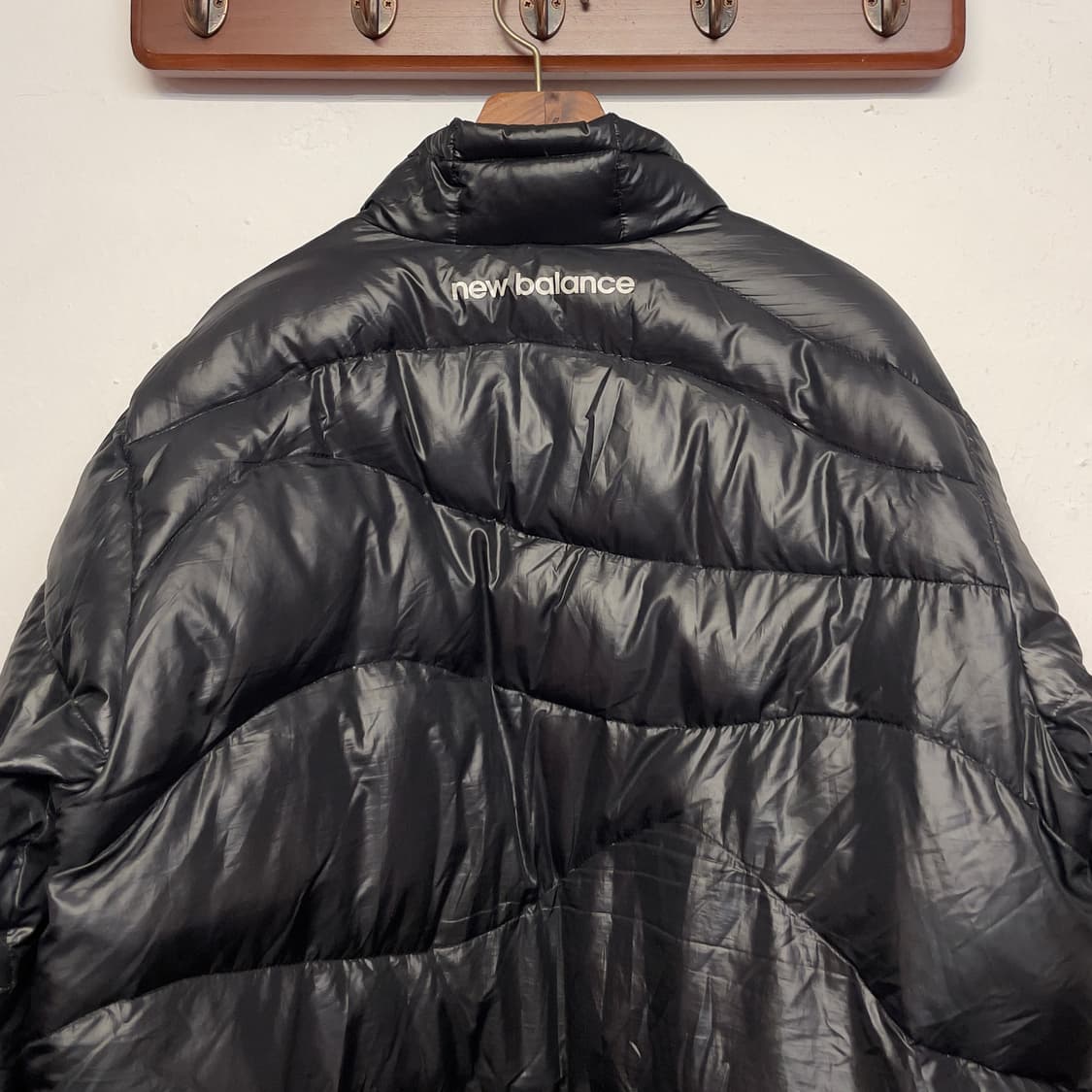 뉴발란스 러닝 덕 다운 블랙 패딩   상품이미지5