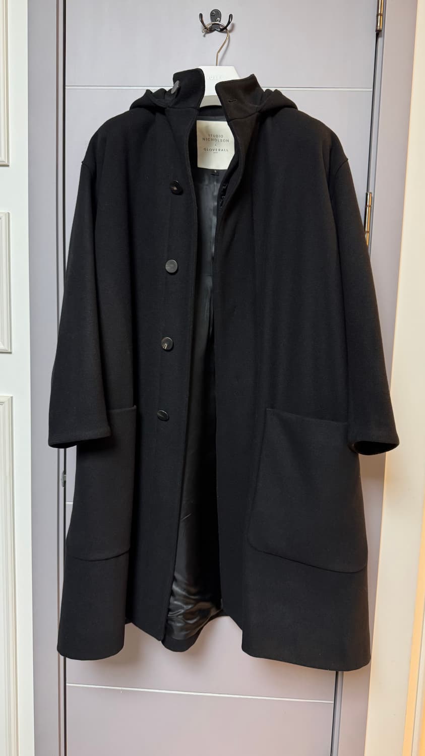 스튜디오 니콜슨 후드 코트 블랙  상품이미지1