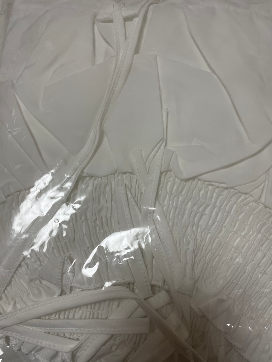 (새상품) 오프숄더 크롭 스퀘어넥 블라우스 FREE 상품이미지4