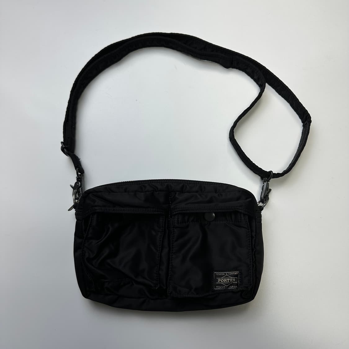PORTER TANKER SHOULDER BAG 포터 탱커 숄더백 상품이미지1