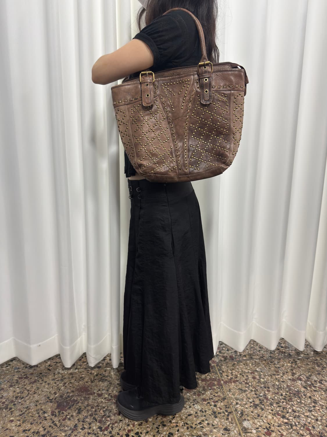 premiostud stud leather bag 상품이미지8