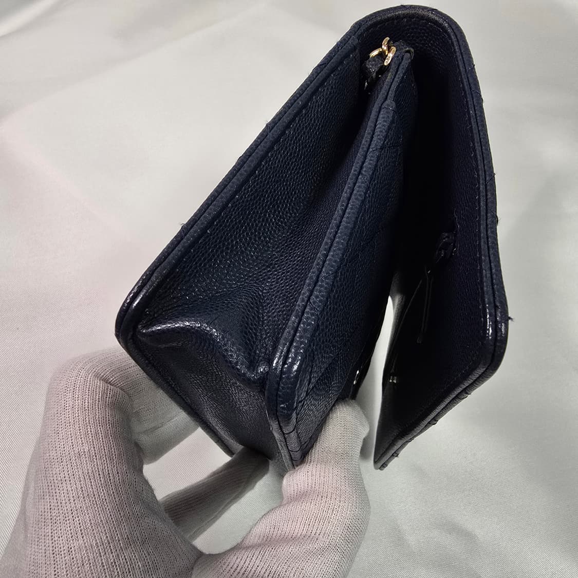 샤넬 클래식 woc 케비어 네이비 금장 상품이미지5