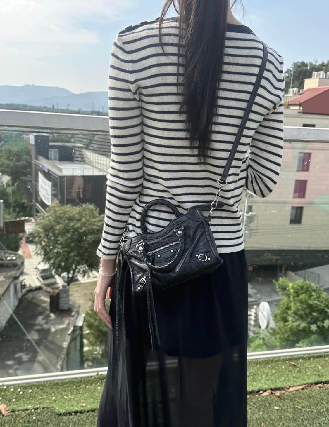 [A+ 정품] 발렌시아가 시티 모터백 나노 블랙 상품이미지8