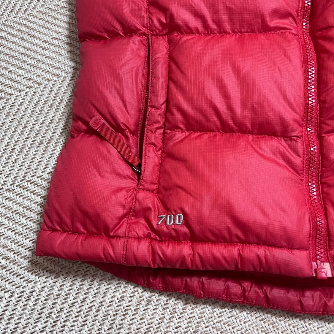[정품] 노스페이스 레드 700 조끼 패딩 [ 85 ] 상품이미지4