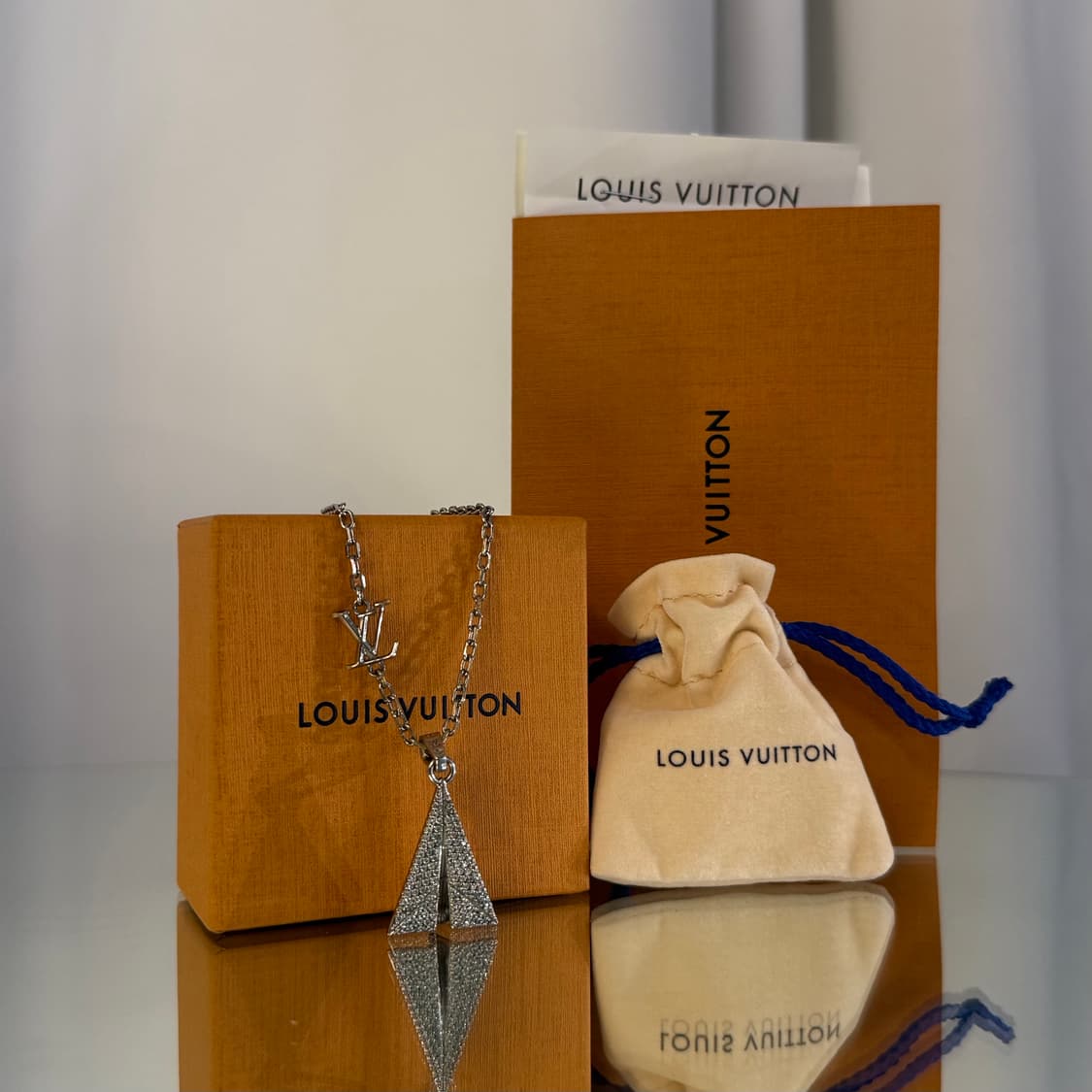 루이비통 LV 페이퍼플레인 목걸이 상품이미지2