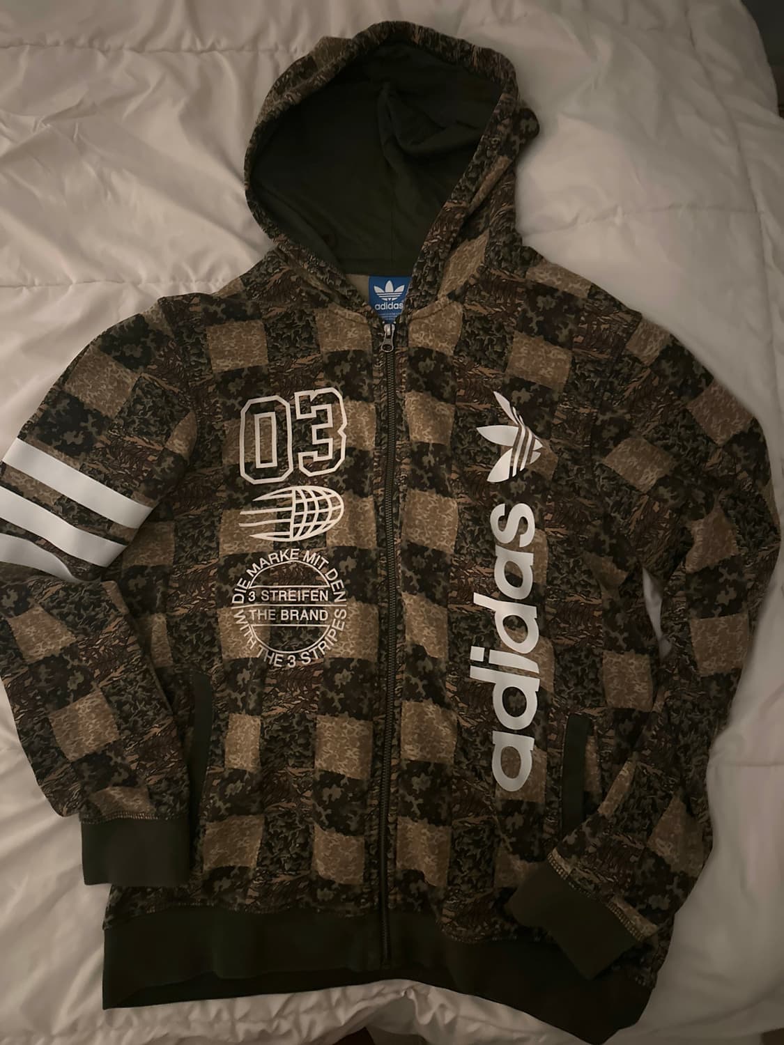 아디다스 카모 후드집업 상품이미지1