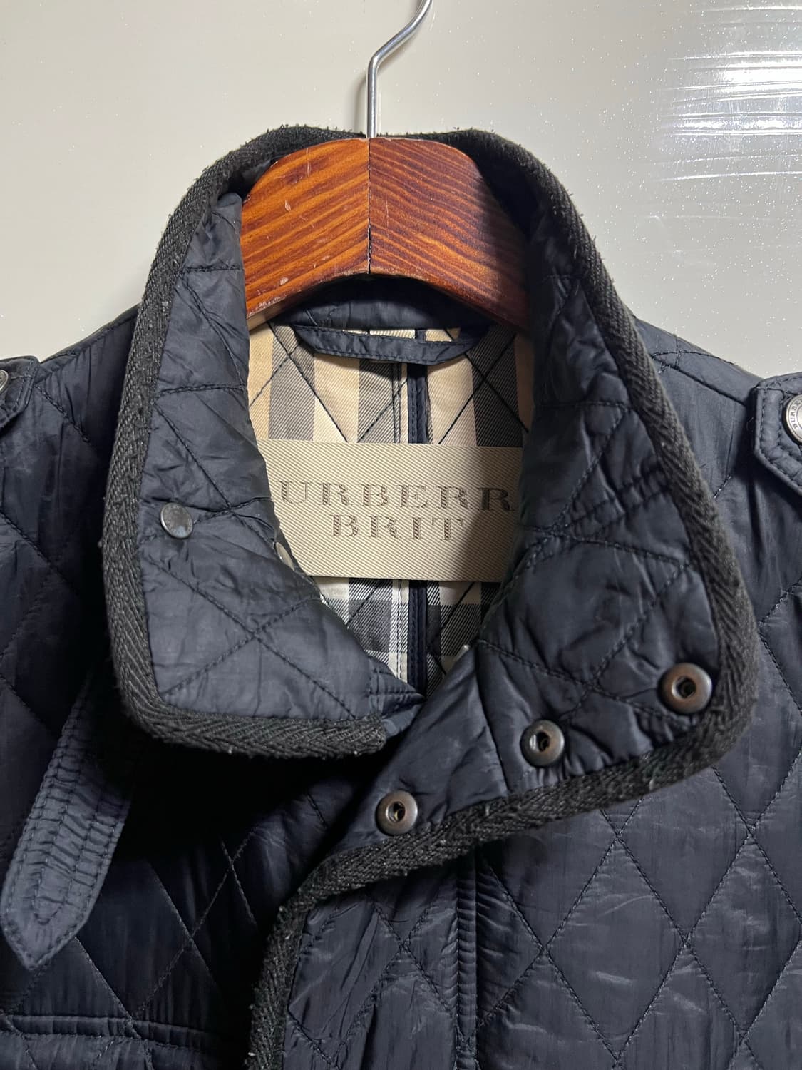 버버리 브릿 블랙 퀄팅자켓  상품이미지7