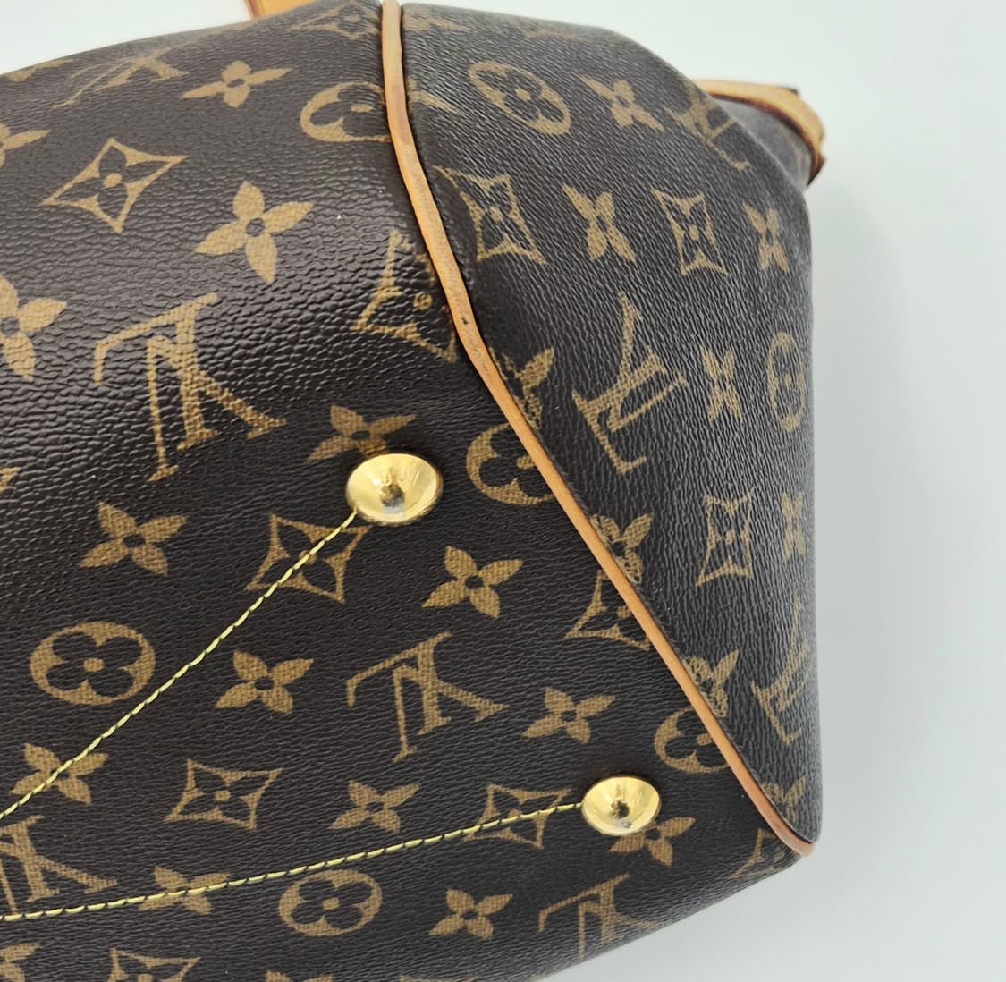 루이비통 티볼리 GM 모노그램 토트백 상품이미지8