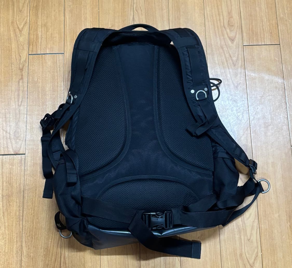 앤더슨벨 테크니컬 베를린 백팩 상품이미지2