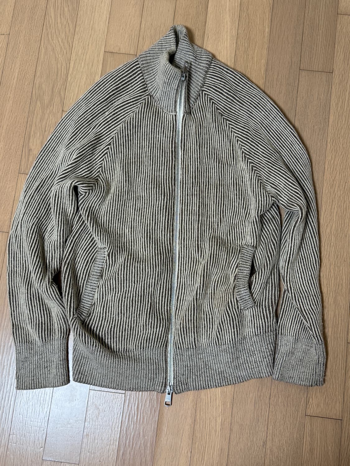 마리떼 크러쉬 니트집업 상품이미지2