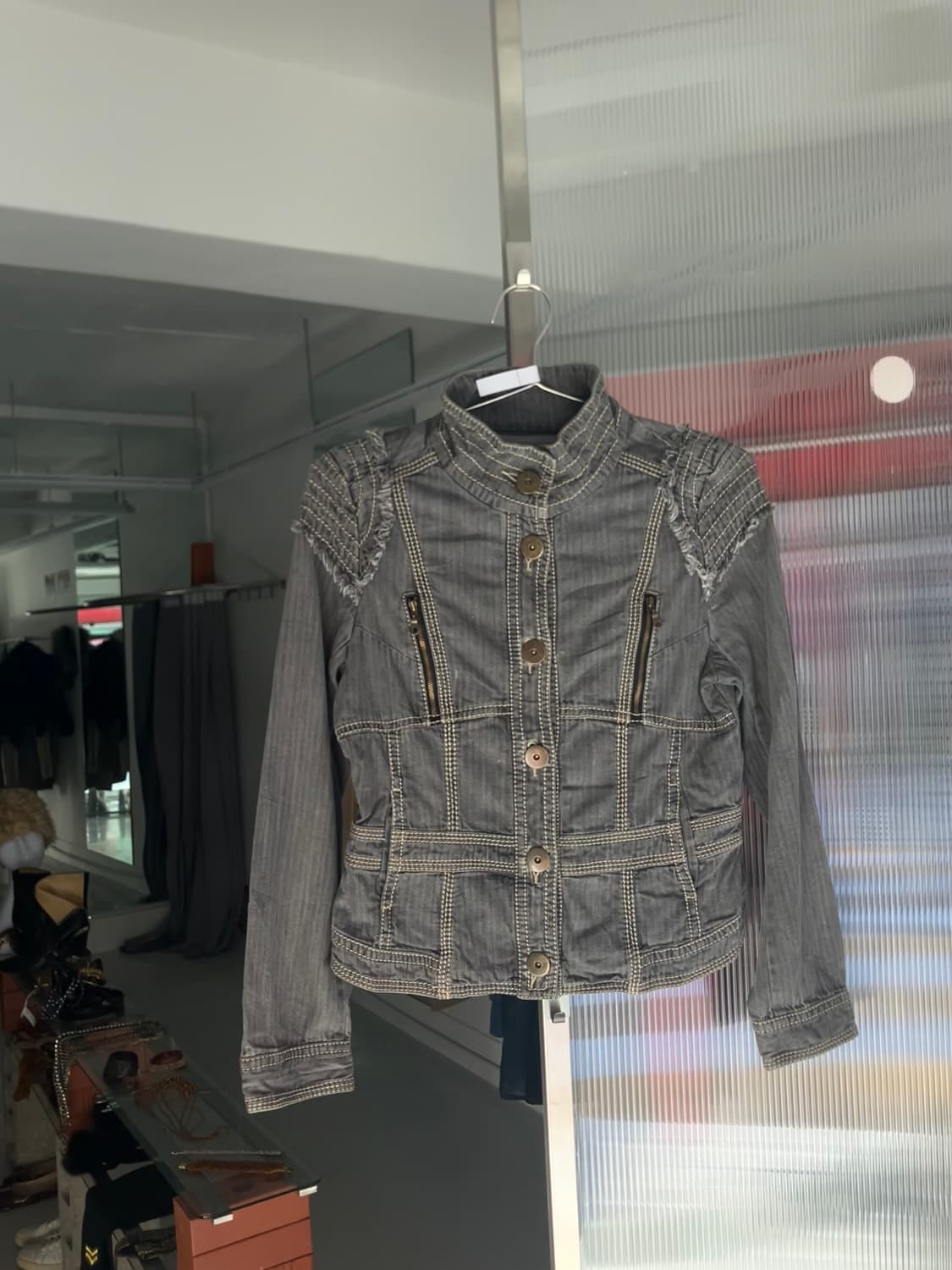 프린지 디테일 스티치데님 자켓 상품이미지1