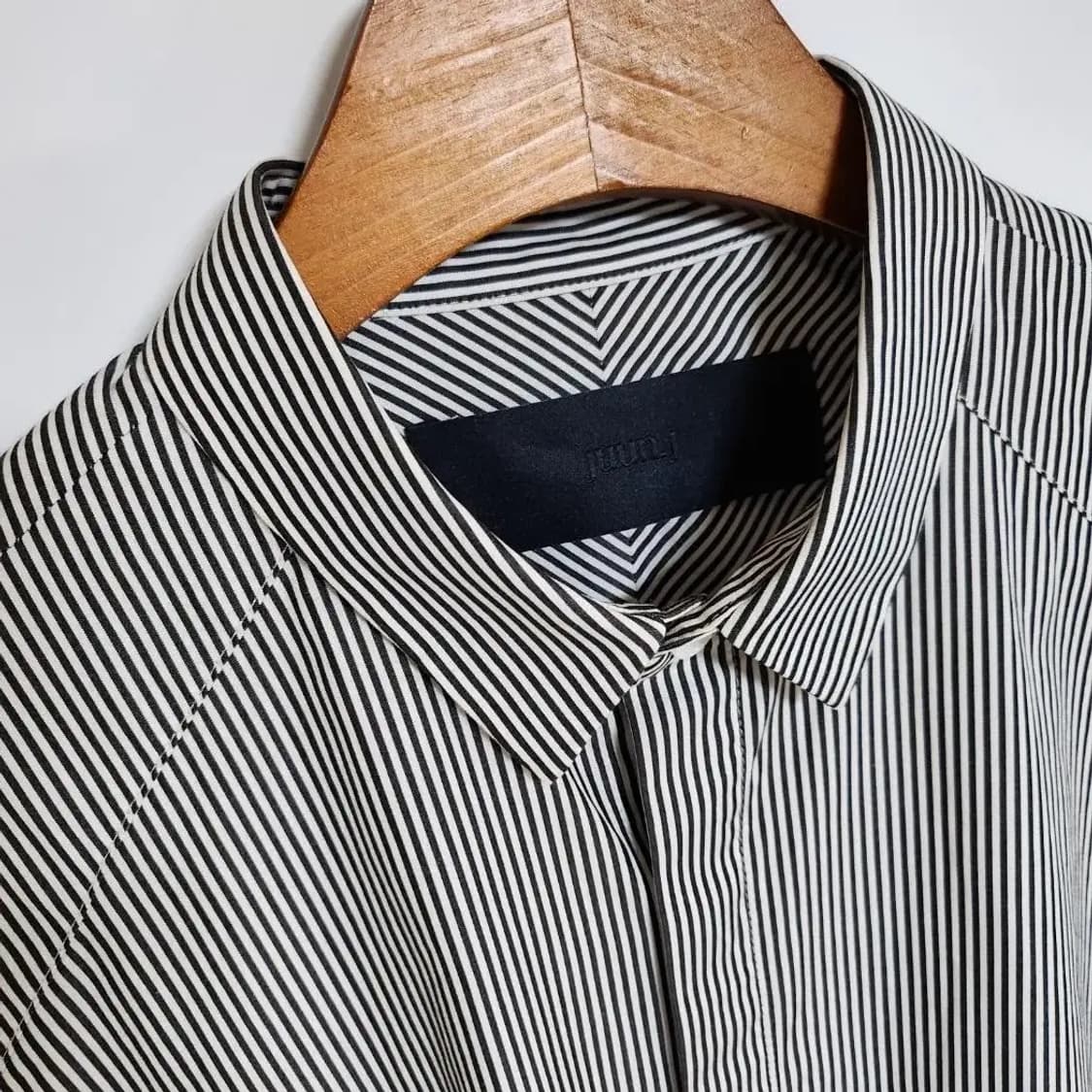 준지 JUUN.J 소매 레터링 스트라이츠 셔츠 44 (105) 상품이미지2