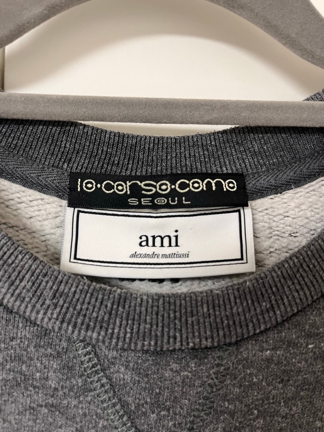 아미 맨투맨 티셔츠 상품이미지3