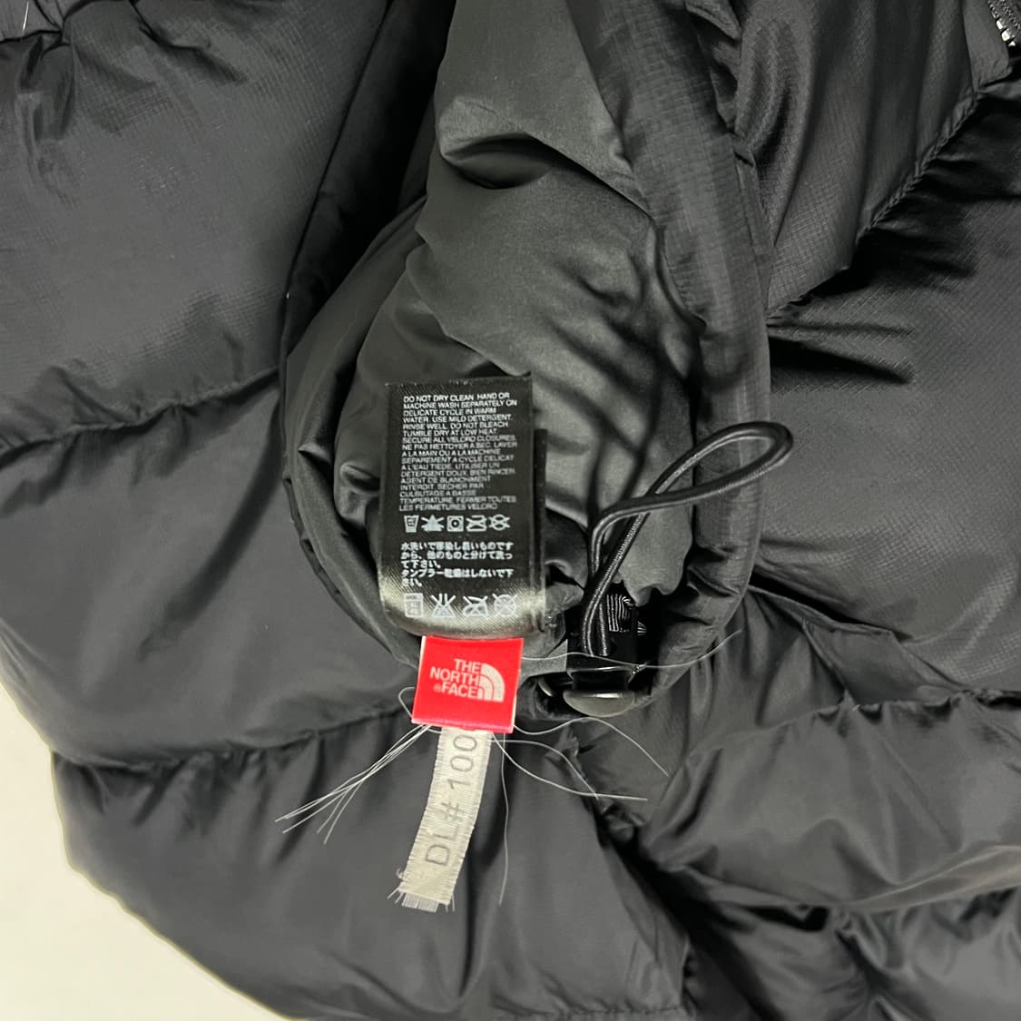 M 노스페이스 눕시 700 다운 무광블랙 패딩 상품이미지5