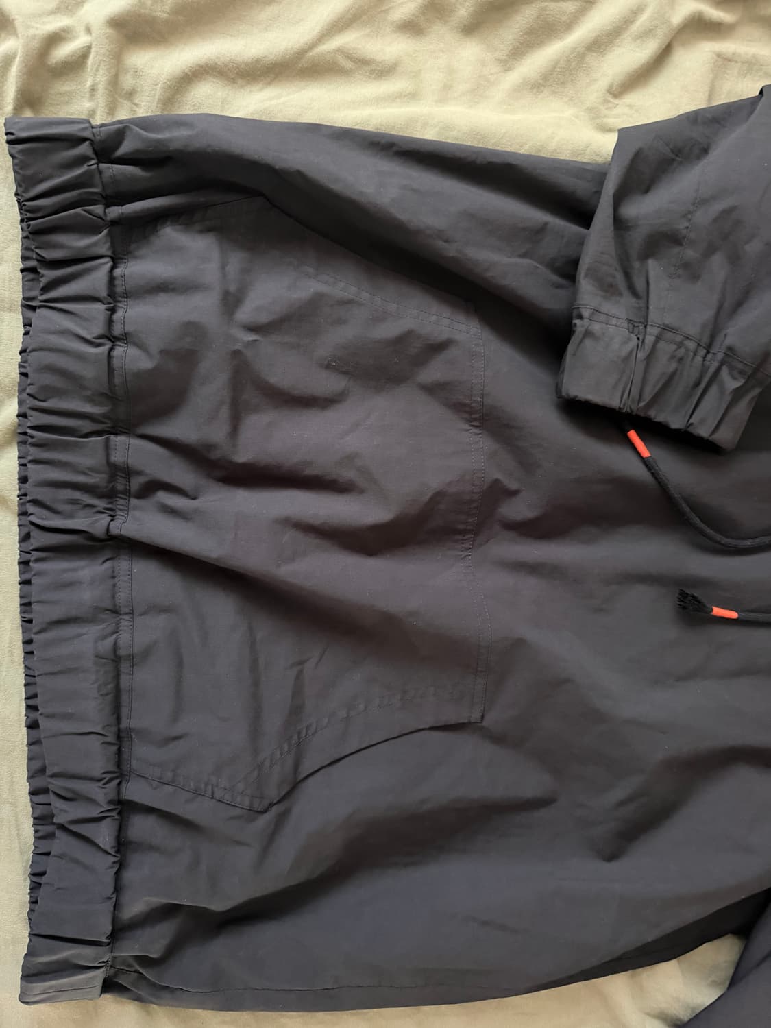 오토매틱포더피플 하이넥 우븐탑(샘플제품) 상품이미지4