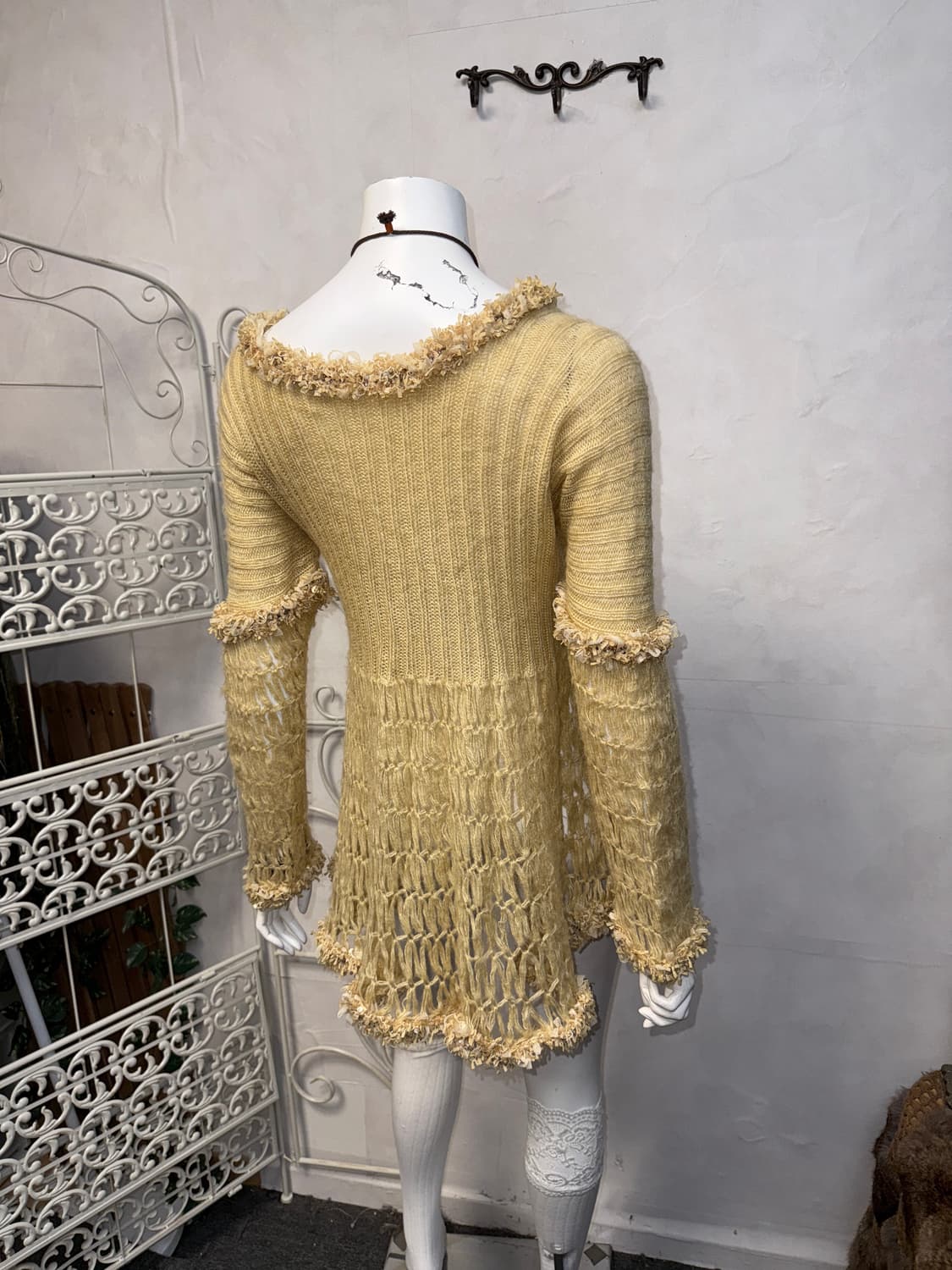 Beige grunge fairy beads detail knit 상품이미지3