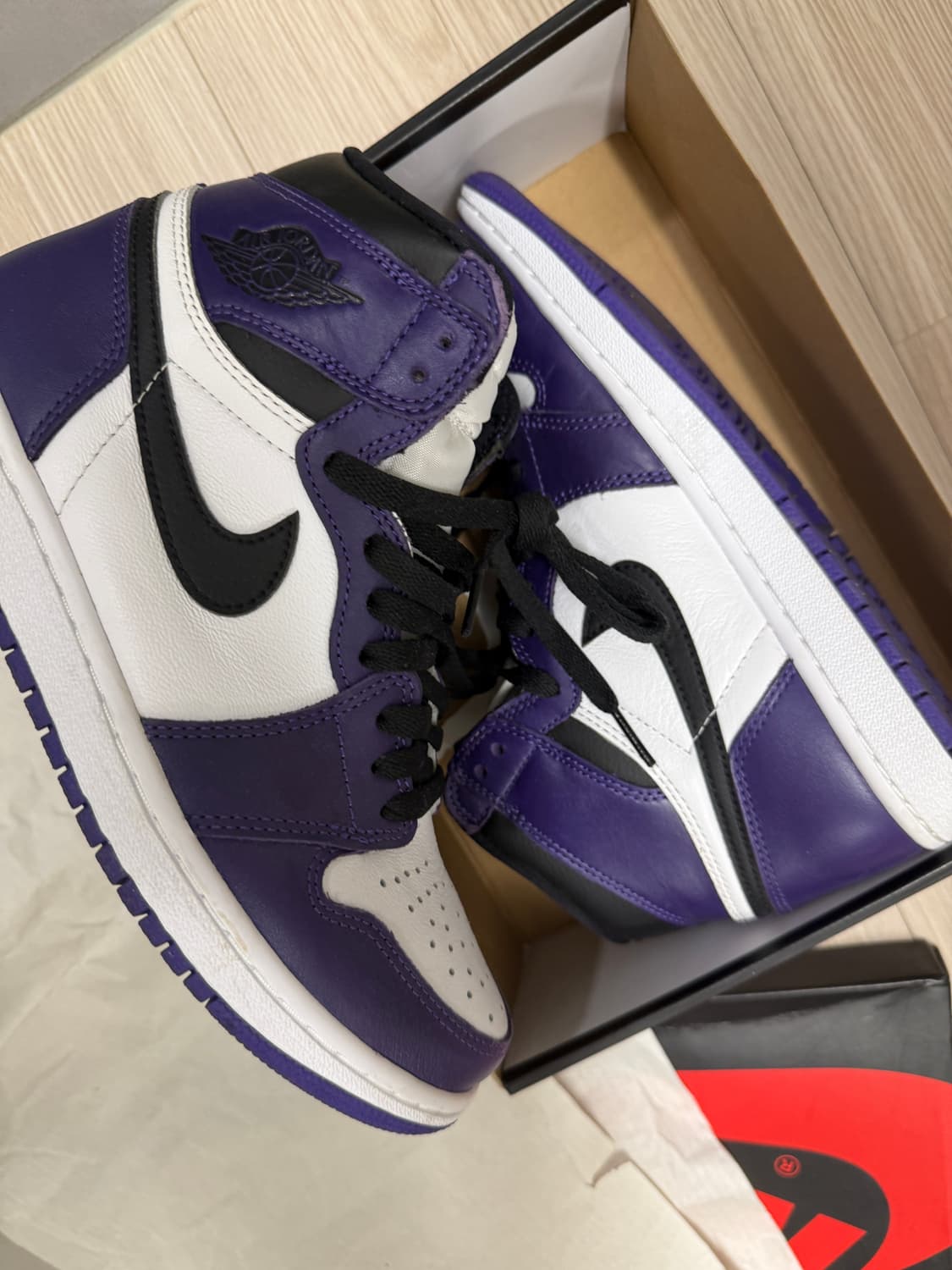 조던 1 레트로 하이 OG 코트퍼플 250 상품이미지1