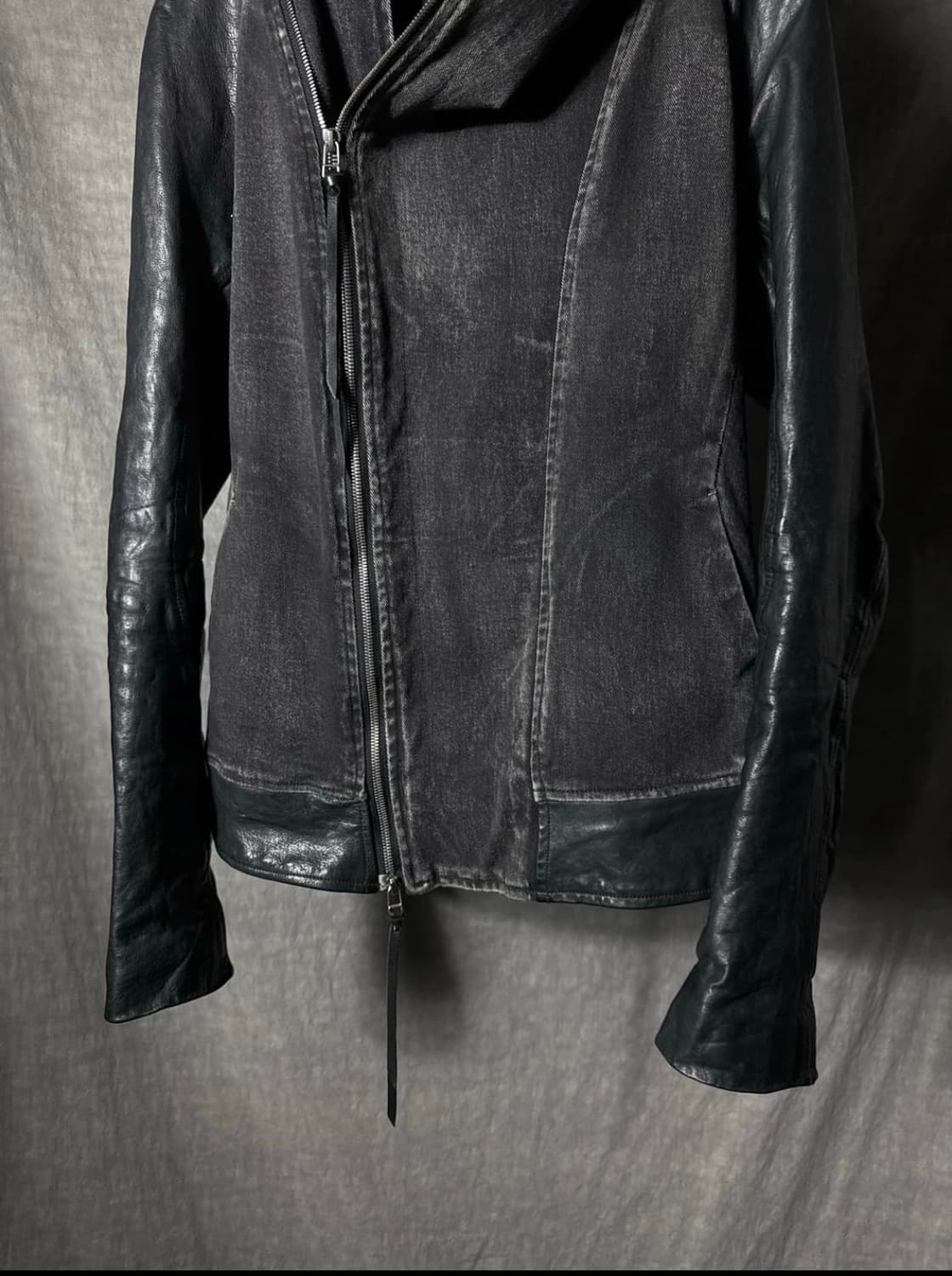 KMrii 암레더 비대칭 후드자켓 상품이미지5