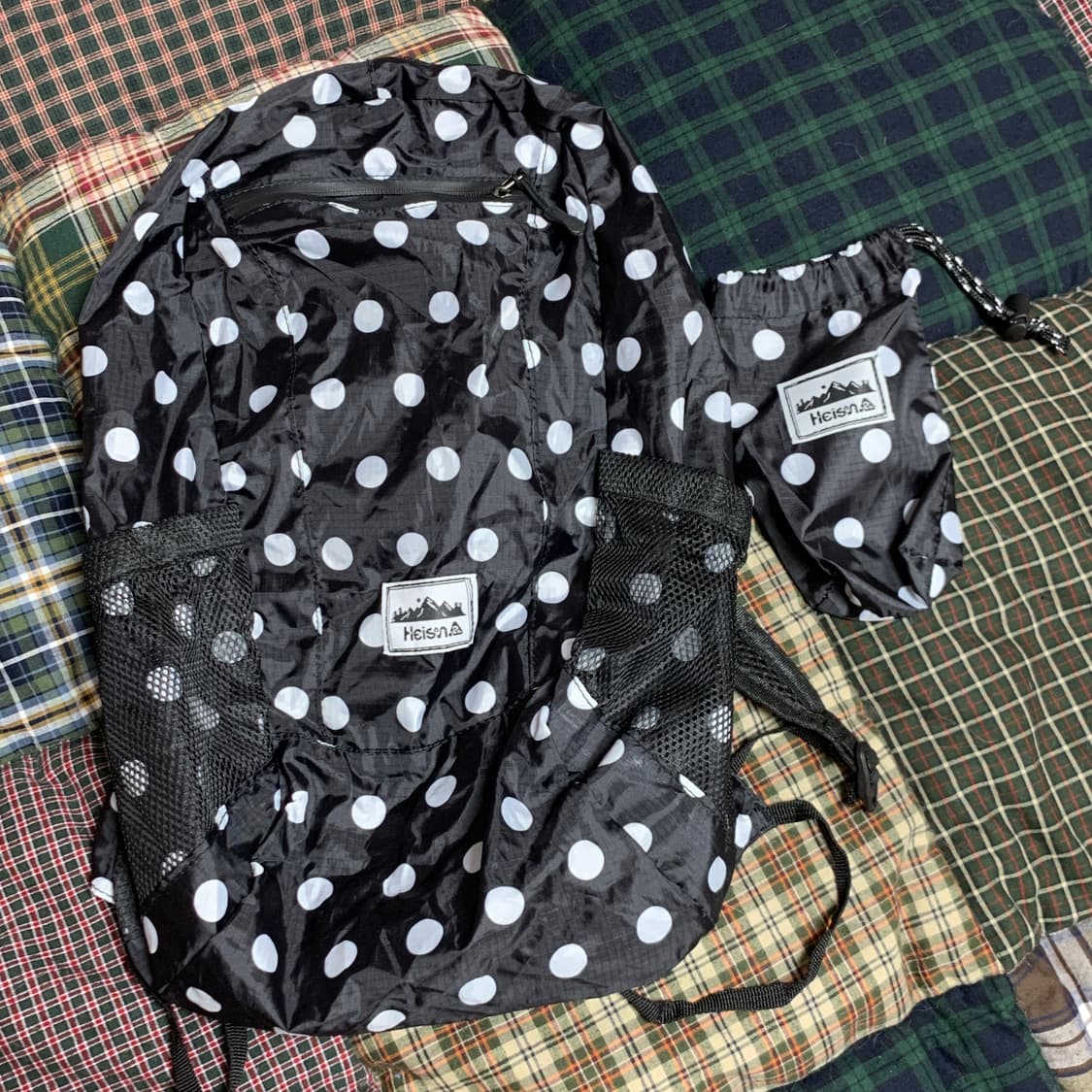 하이산 도트 백팩 블랙 상품이미지2