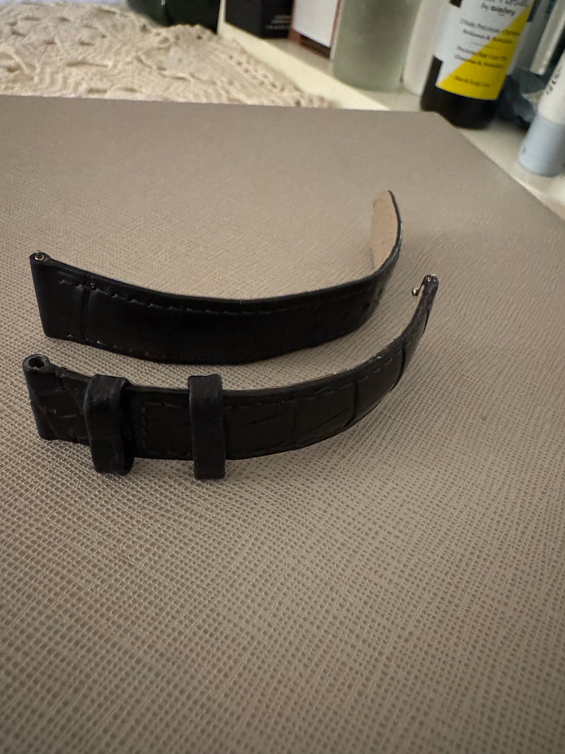 까르띠에 탱크 루이 스몰 스트랩 -유광블랙 정품 상품이미지2