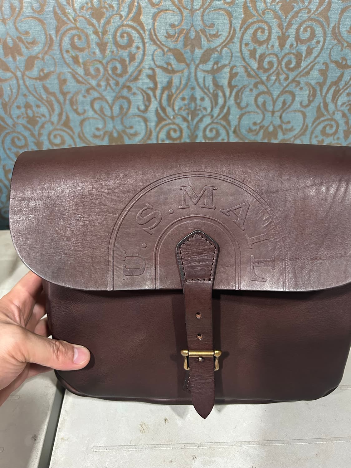 VASCO LEATHER POSTMAN SHOULDER BAG / BRO 상품이미지3