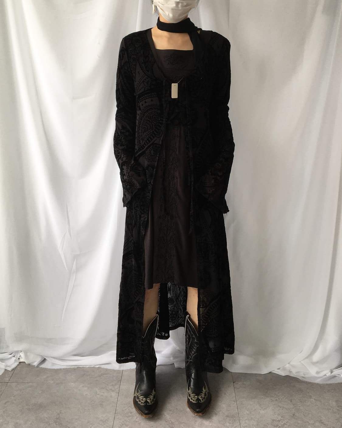 Oriental velvet pattern point long cardi 상품이미지7