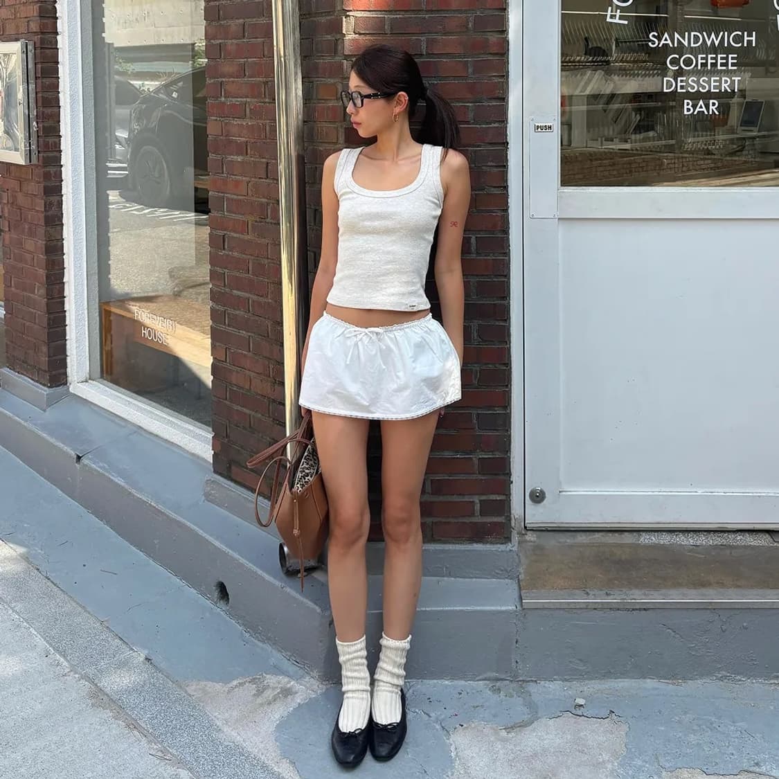글로니 G CLASSIC LACE-UP MINI SKIRT (WHITE) 상품이미지1