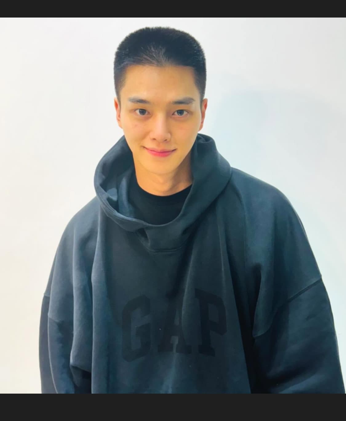 이지 갭 발렌시아가 도브 후브 워시드 블랙 (XL) 상품이미지1