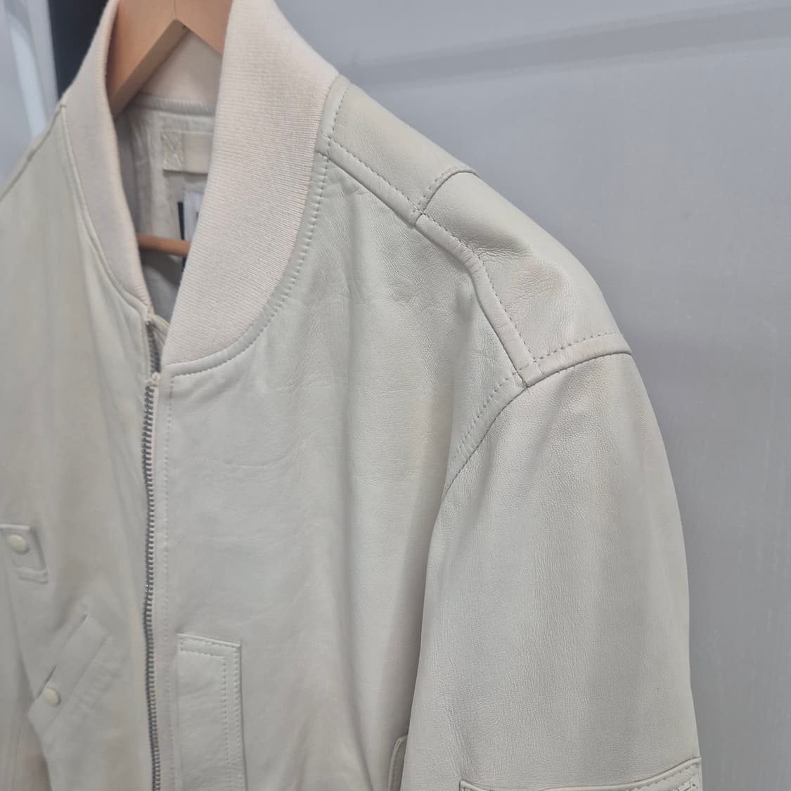 이스트로그 ma1 레더 자켓 무스탕 상품이미지3