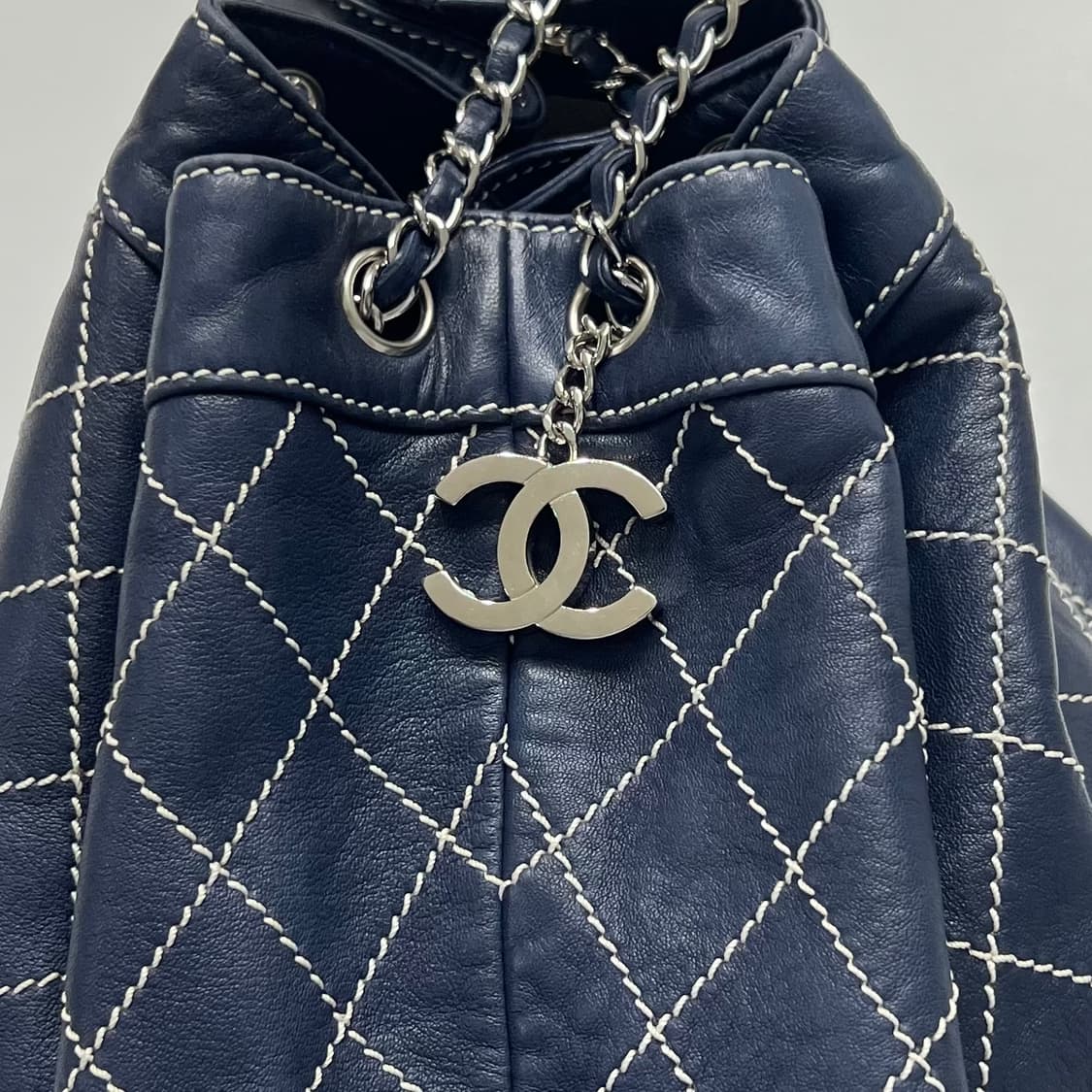 샤넬 버킷백 드로스트링 상품이미지2