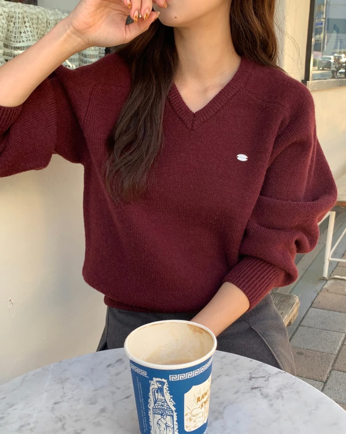 리얼코코 버건디 v넥니트 상품이미지1